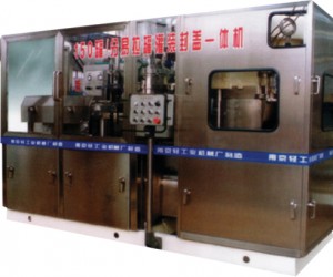 MÁY RỬA - CHIẾT RÓT VÀ ĐÓNG NẮP CHAI TỰ ĐỘNG (3 IN 1)